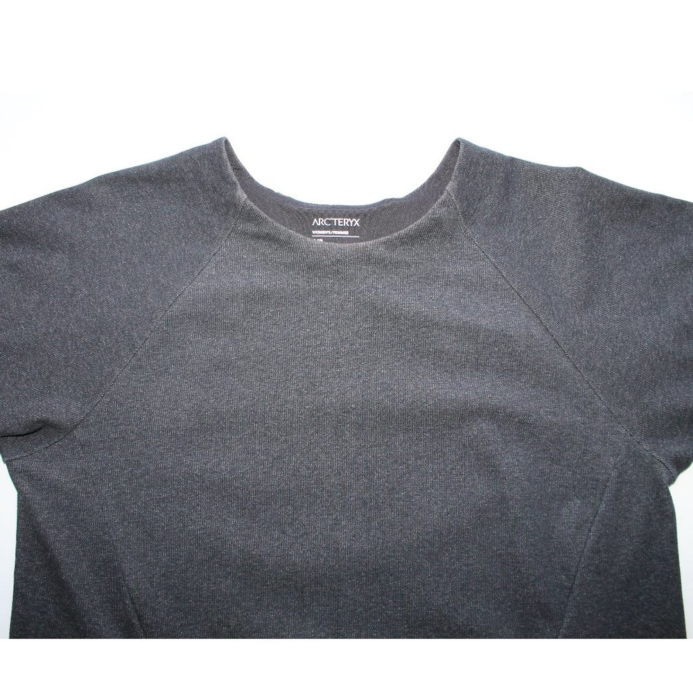 Arc'teryx Momenta Dress / Small / Black Heather Short Sleeve Shirt Relaxed - Picture 8 of 13
